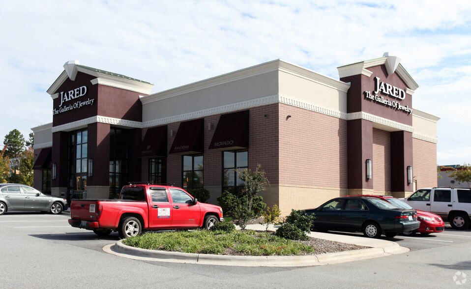 4405 Wendover Ave, Greensboro, NC à vendre - Photo de l’immeuble – Image 3 sur 4