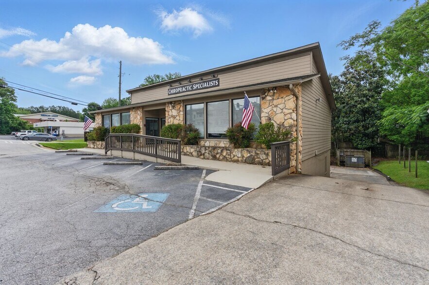 1154 Concord Rd SE, Smyrna, GA à vendre - Photo de l’immeuble – Image 2 sur 17