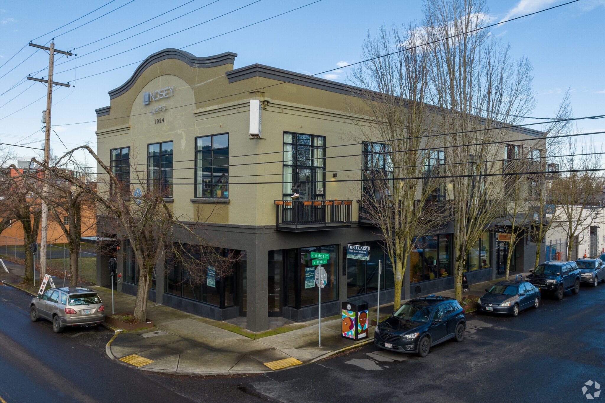 8401 N Ivanhoe St, Portland, OR à louer Photo principale– Image 1 sur 16