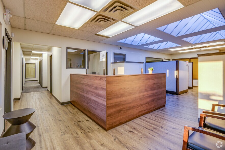 1500 Marine Dr, North Vancouver, BC à louer - Photo intérieure – Image 2 sur 13