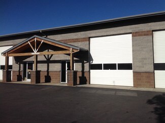 Plus de détails pour 1064 SE Paiute Way, Bend, OR - Industriel/Logistique à louer