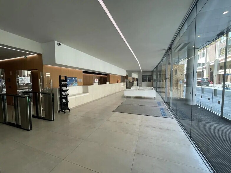 25/27 Rue De Tournai, Lille à louer - Photo de l’immeuble – Image 3 sur 24