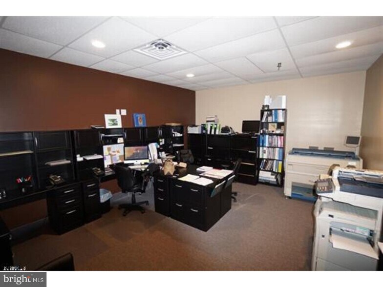 207 Bogden Blvd, Millville, NJ à louer - Photo intérieure – Image 3 sur 5