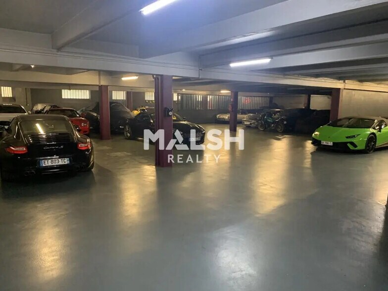 Local d'activités dans Lyon à vendre - Photo de l’immeuble – Image 3 sur 20