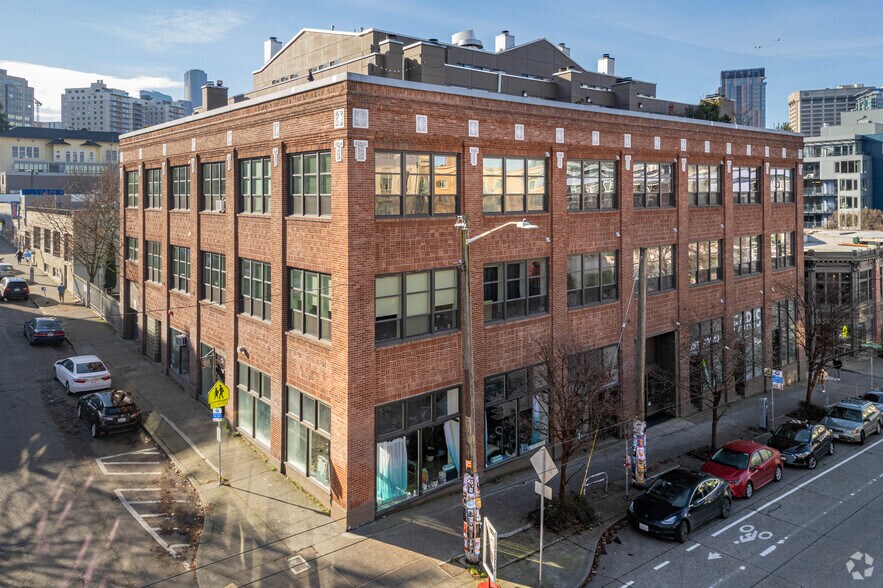 411-425 E Pine St, Seattle, WA à louer - Photo de l’immeuble – Image 1 sur 12
