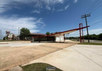Plus de détails pour E Lindsey, Norman, OK - Local commercial à louer