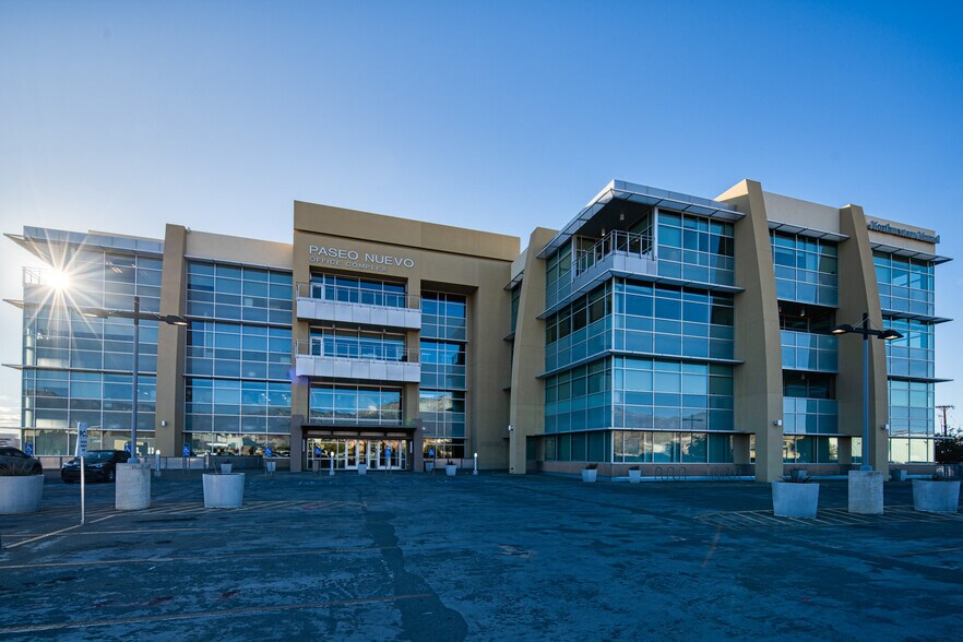 8220 San Pedro NE, Albuquerque, NM à louer - Photo de l’immeuble – Image 2 sur 21