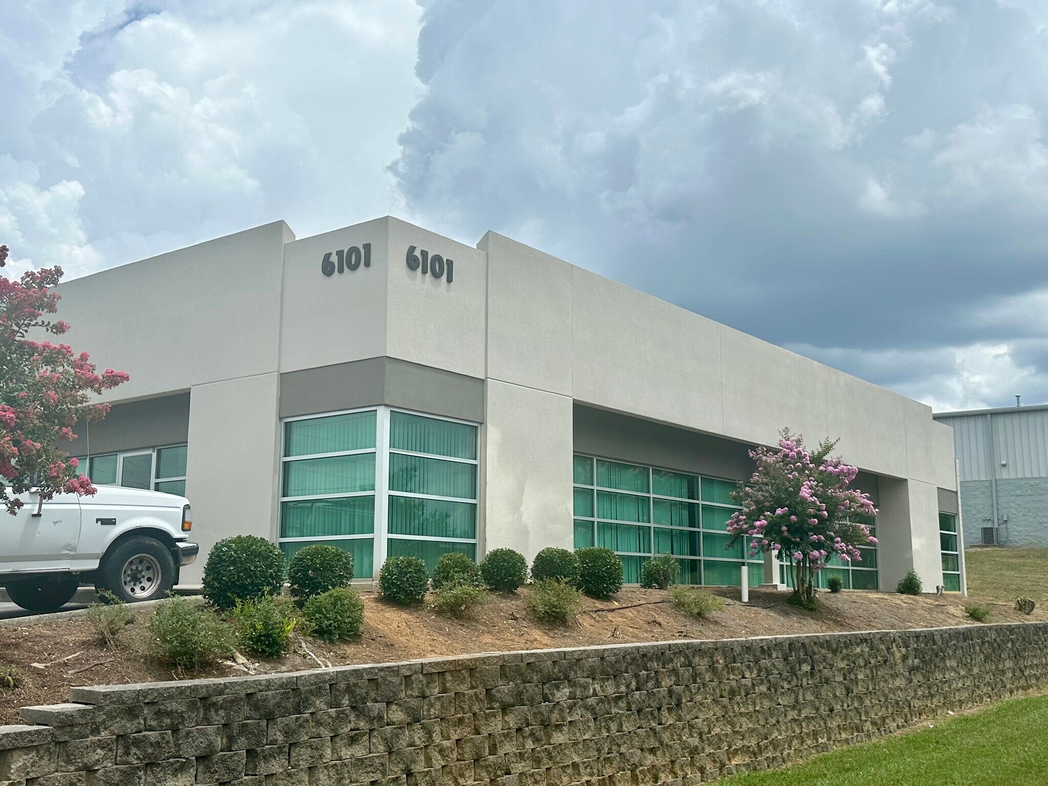 6101 Enterprise Park Dr, Chattanooga, TN à louer Photo de l’immeuble– Image 1 sur 16