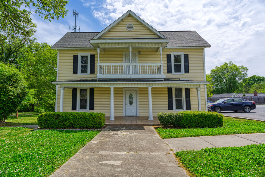 316 S Broad St, Gastonia, NC à louer - Photo de l’immeuble – Image 1 sur 21