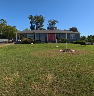 Plus de détails pour 515 W Wade Hampton Blvd, Greer, SC - Bureau/Local commercial à louer