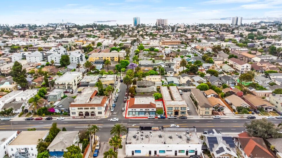 1736-1738 E 7th St, Long Beach, CA à vendre - Photo de l’immeuble – Image 3 sur 21