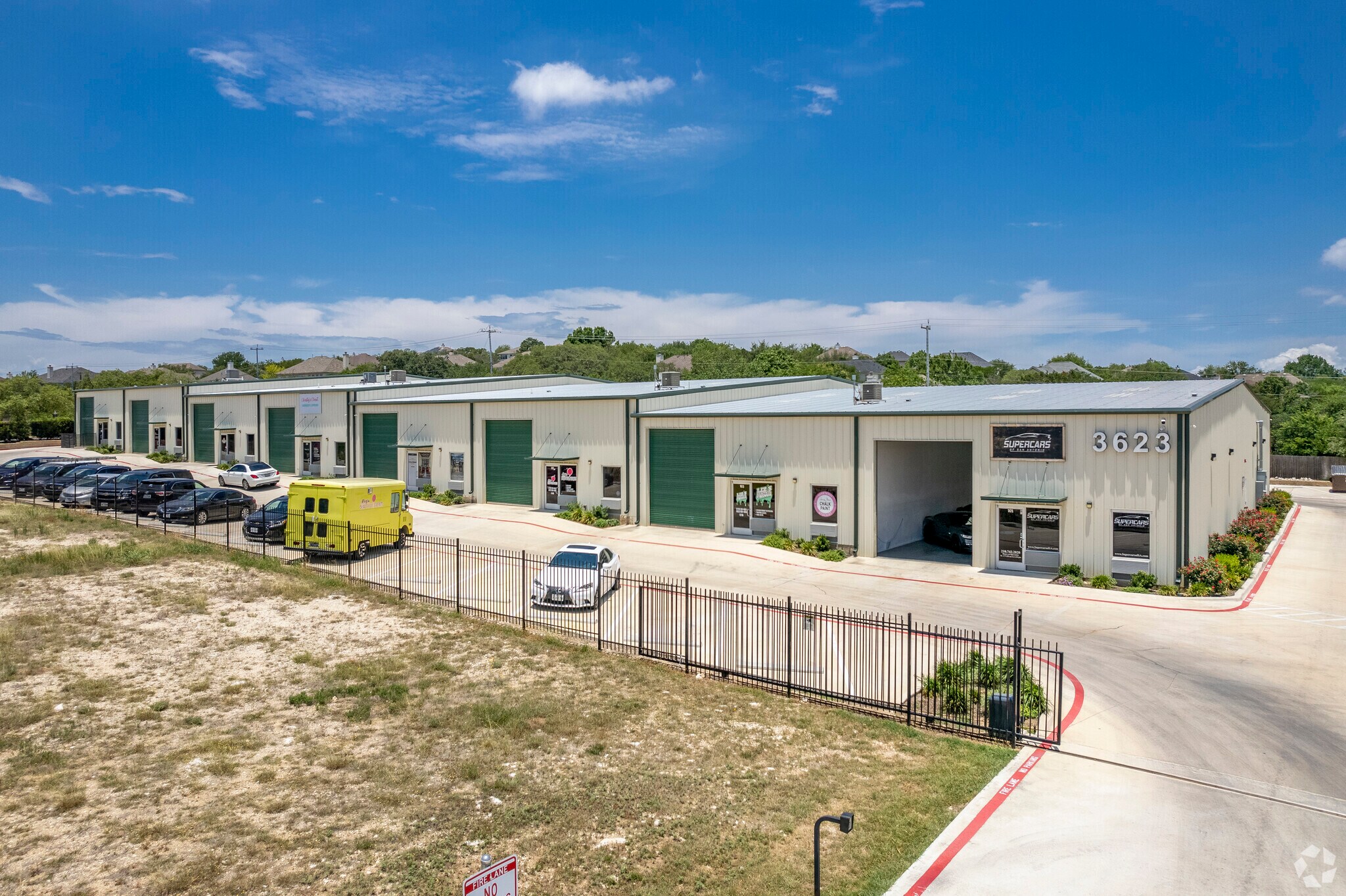 3623 E Evans Rd, San Antonio, TX à louer Photo principale– Image 1 sur 16