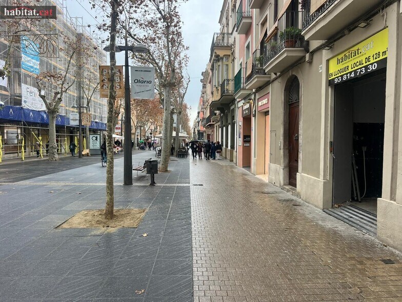Local commercial dans Vilanova i la Geltrú, Barcelona à louer - Photo de l’immeuble – Image 2 sur 4