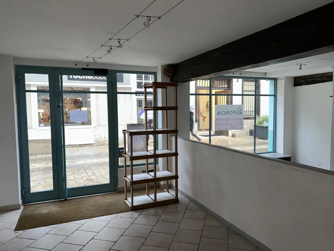 Plus de détails pour 17 Rue Daniel Boutet, Chartres - Local commercial à louer
