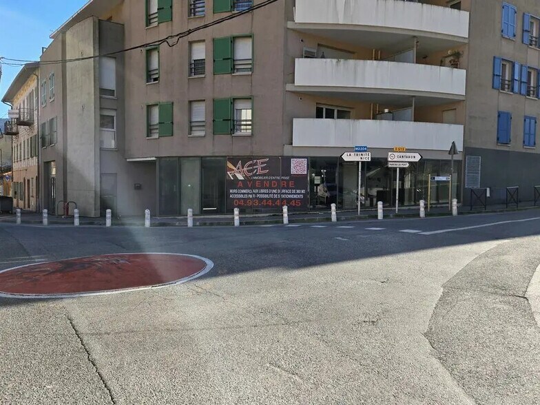 Local commercial dans Drap à vendre - Photo de l’immeuble – Image 1 sur 7