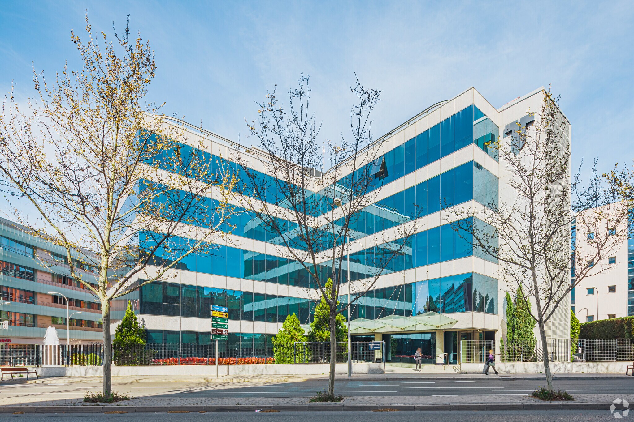 Calle de Julián Camarillo, 42, Madrid, Madrid à louer Photo principale– Image 1 sur 5