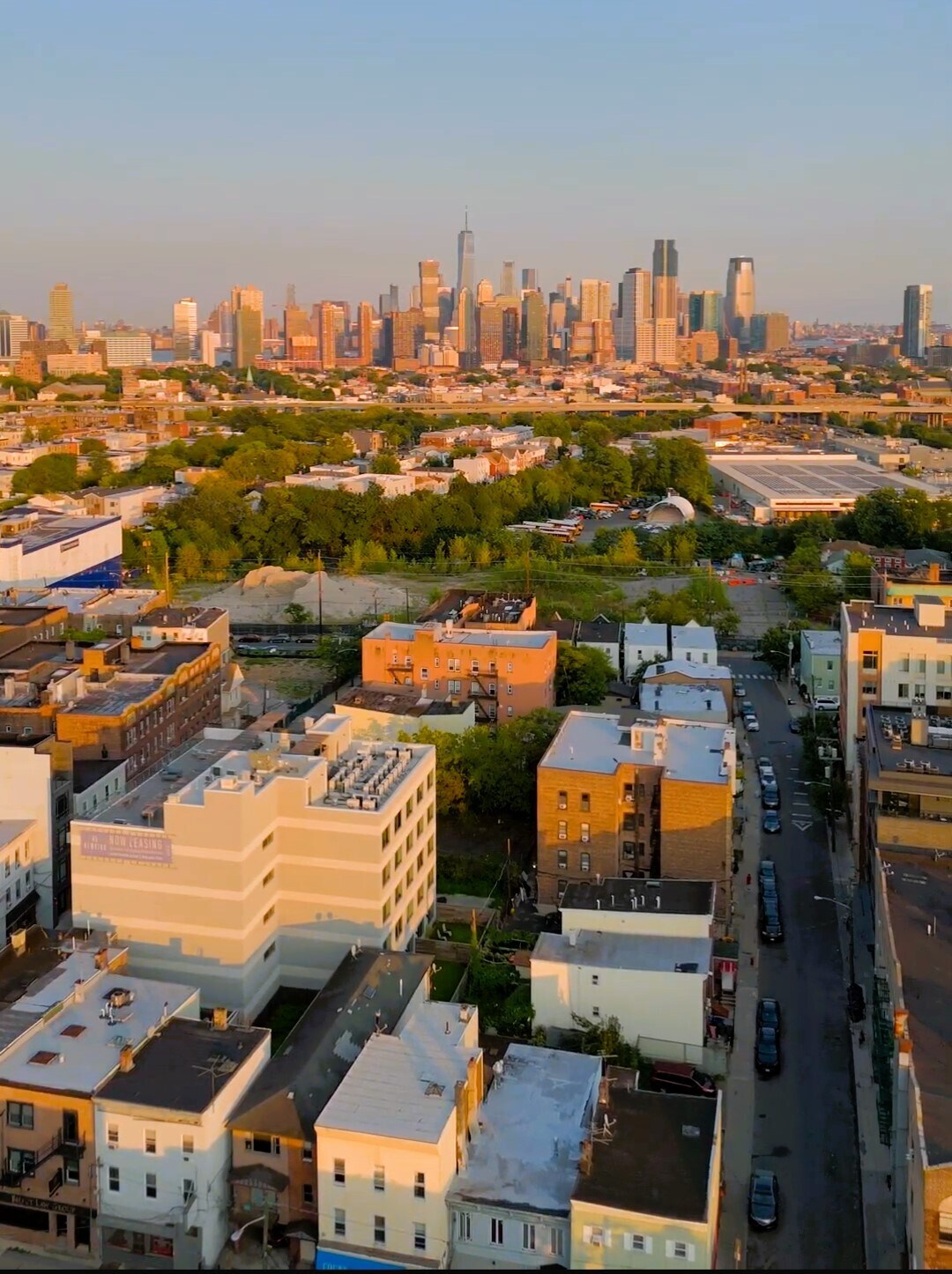 The Summit Ave Collection portefeuille de 2 biens à vendre sur LoopNet.fr Photo de l’immeuble– Image 1 sur 28