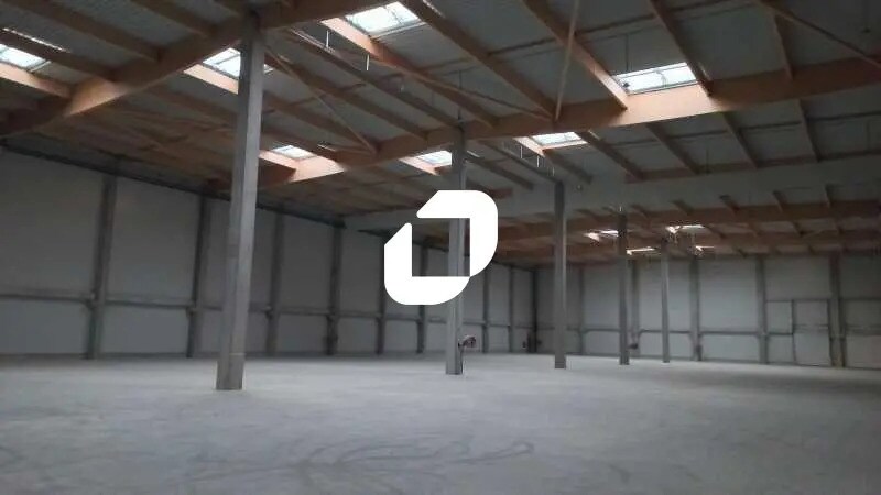 Industriel/Logistique dans Puiseux-en-France à louer Photo intérieure– Image 1 sur 9