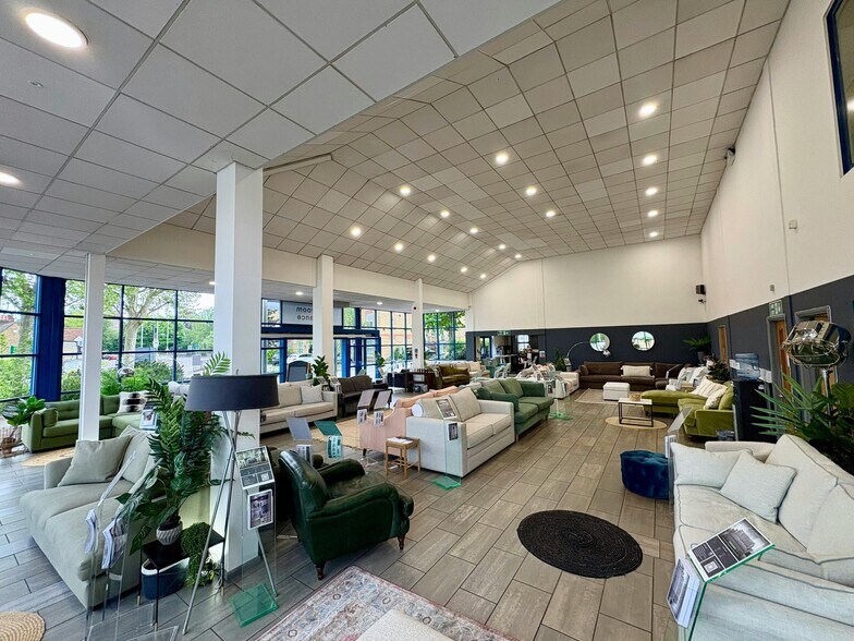Unit Gascoyne Way, Hertford à louer - Photo de l’immeuble – Image 3 sur 5