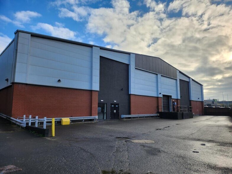 200 Scotia Rd, Stoke On Trent à louer - Photo de l’immeuble – Image 3 sur 27