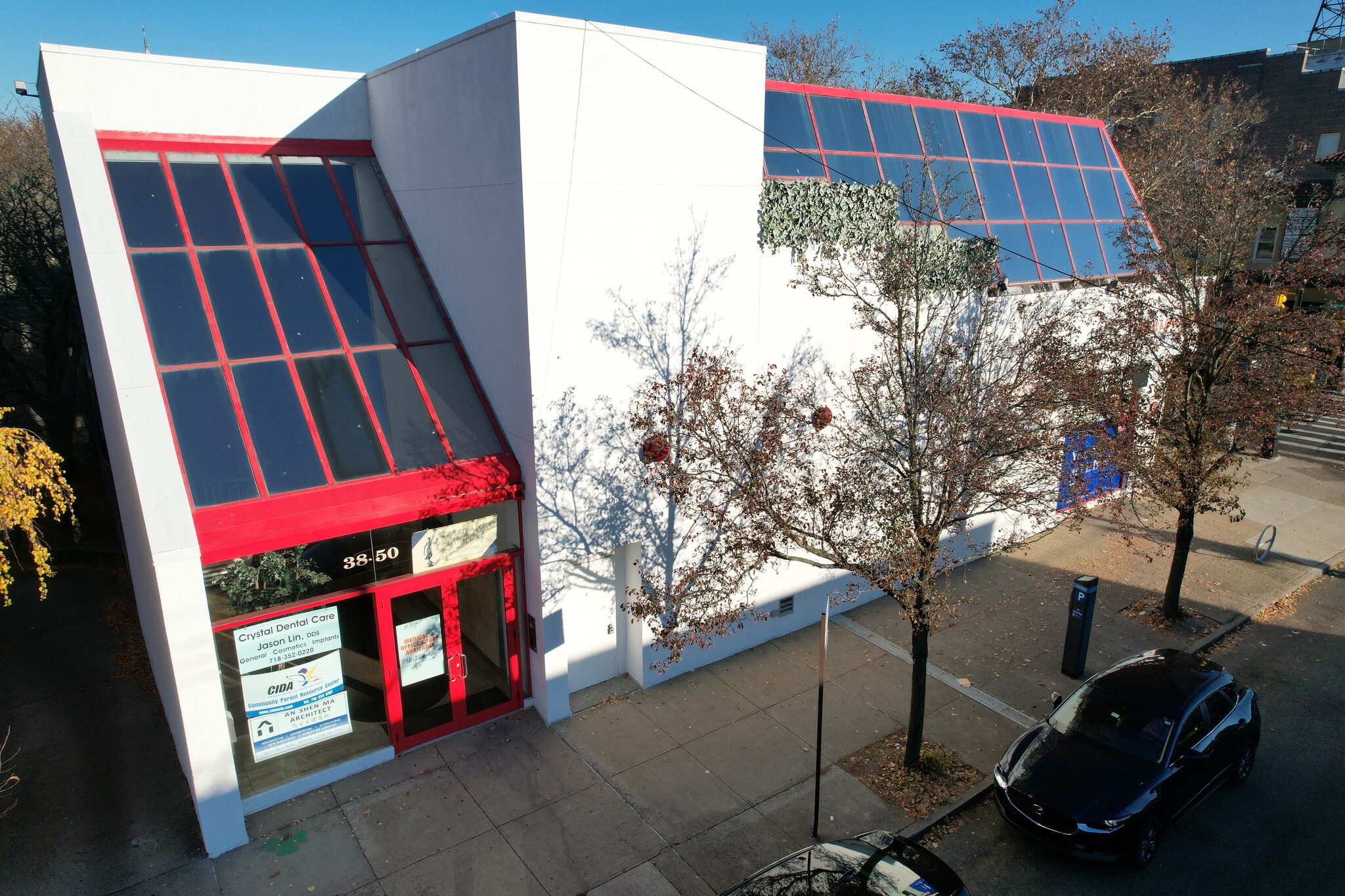 38-50 Bell Blvd, Bayside, NY à louer Photo de l’immeuble– Image 1 sur 3