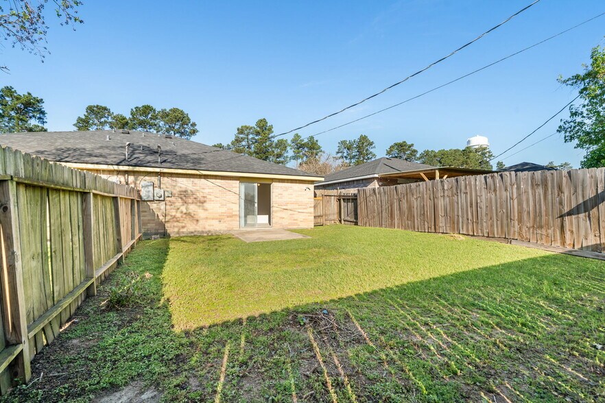 31938 Sanders St, Magnolia, TX à vendre - Photo de l’immeuble – Image 2 sur 6