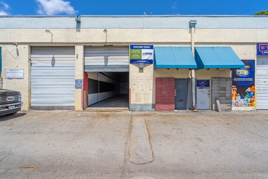 6405-6447 NW 82nd Ave, Miami, FL à louer - Photo de l’immeuble – Image 2 sur 31