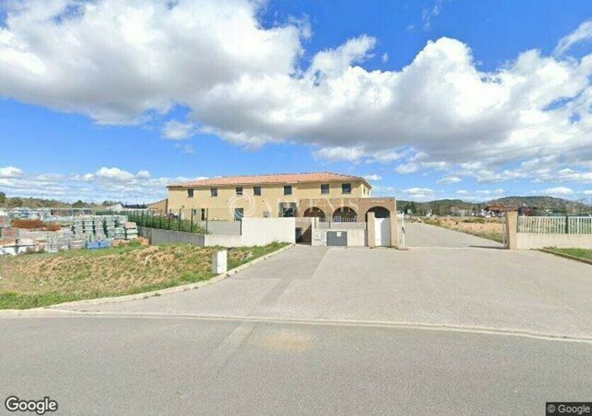 Bureau dans Montredon-des-Corbières à vendre - Photo de l’immeuble – Image 2 sur 2