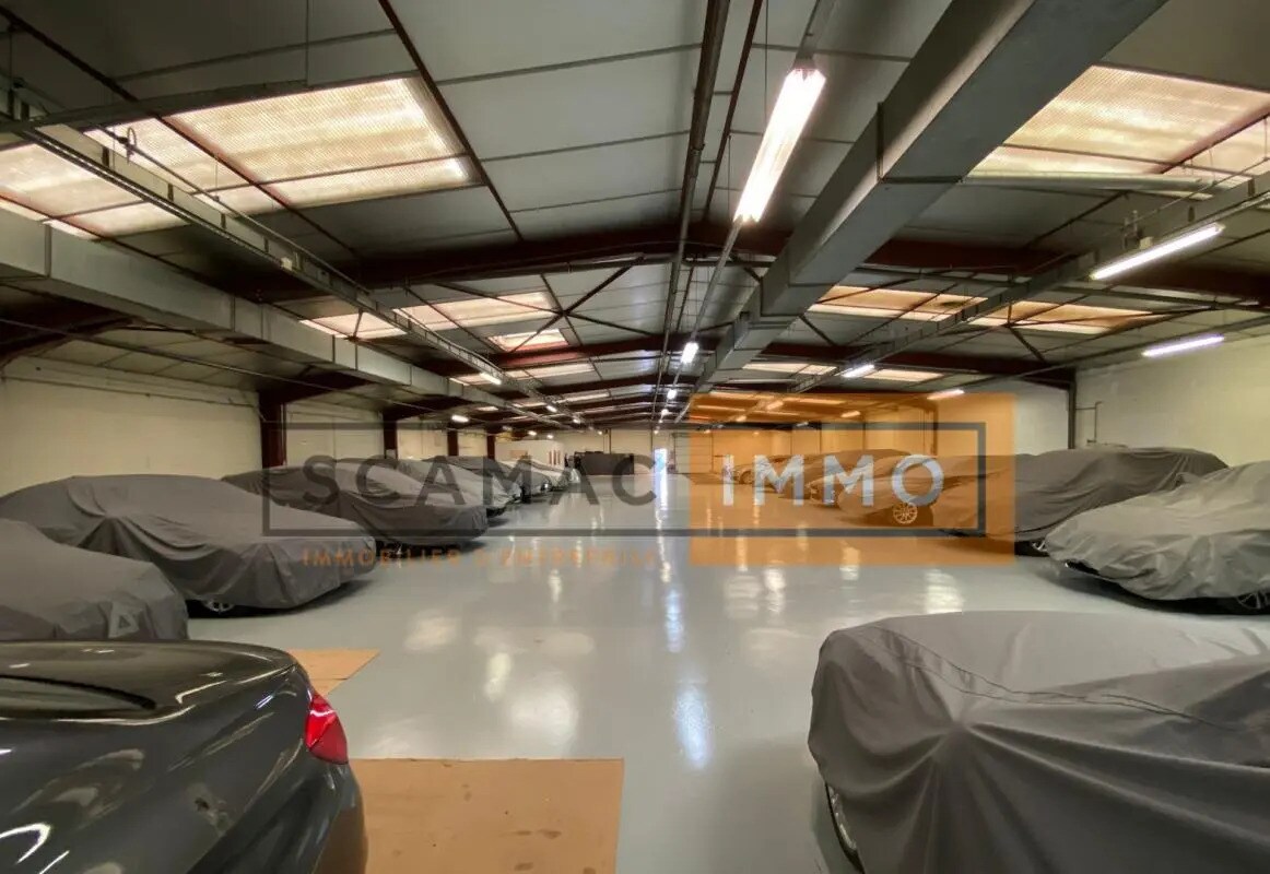 Local d'activités dans Brie-Comte-Robert à vendre Photo principale– Image 1 sur 1