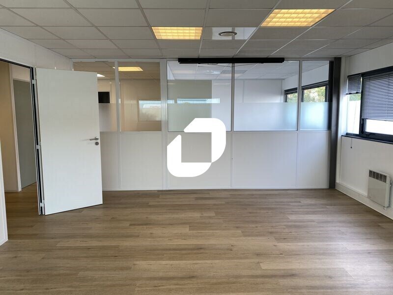 Bureau dans Mérignac à louer Photo intérieure– Image 1 sur 13