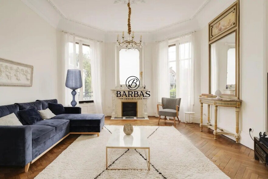 Bureau dans Nancy à vendre - Photo de l’immeuble – Image 2 sur 30