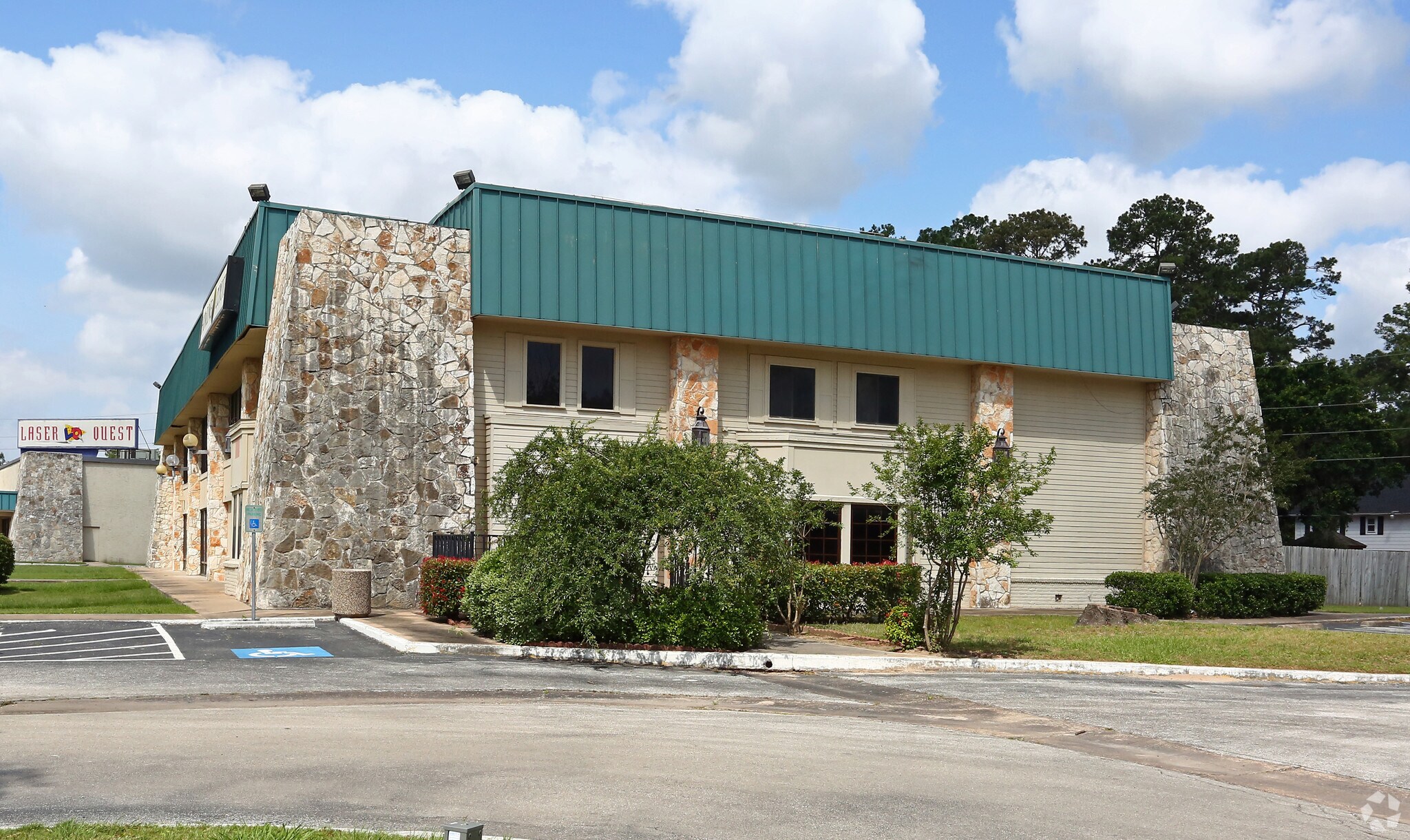6536-6488 Fm-1960 Rd W, Houston, TX à vendre Photo principale– Image 1 sur 4