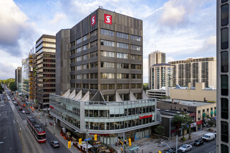 Plus de détails pour 1 St Clair Ave E, Toronto, ON - Bureau à louer