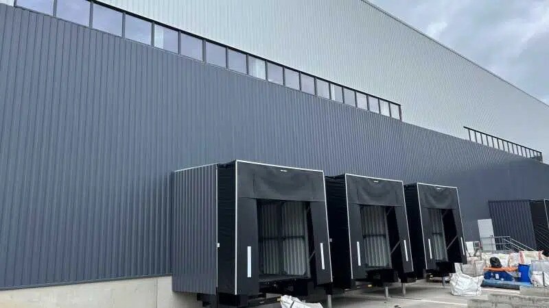 Industriel/Logistique dans Bain-de-Bretagne à louer - Photo de l’immeuble – Image 2 sur 7