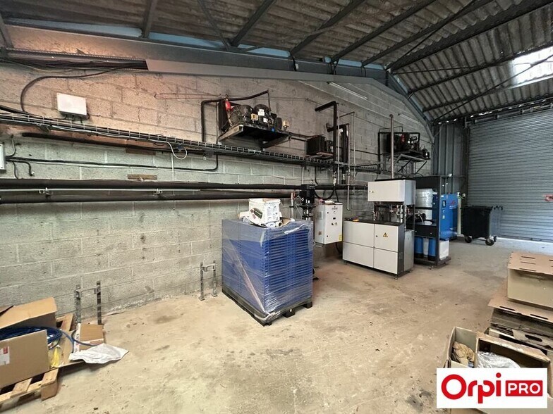 Local d'activités dans Trégomeur à vendre - Photo intérieure – Image 2 sur 6