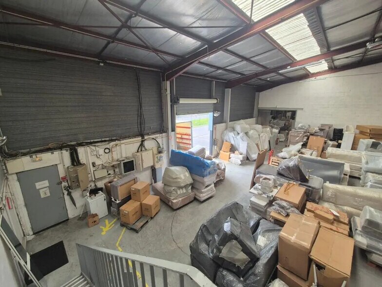 Bureau dans Saint-Soupplets à louer - Photo intérieure – Image 3 sur 10