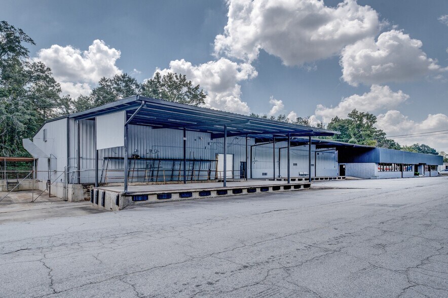 5521 Collins Blvd, Austell, GA à louer - Photo de l’immeuble – Image 2 sur 6