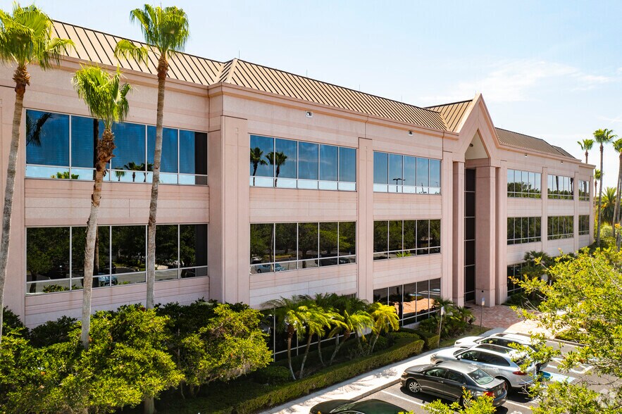 401 N Cattlemen Rd, Sarasota, FL à louer - Photo de l’immeuble – Image 1 sur 8