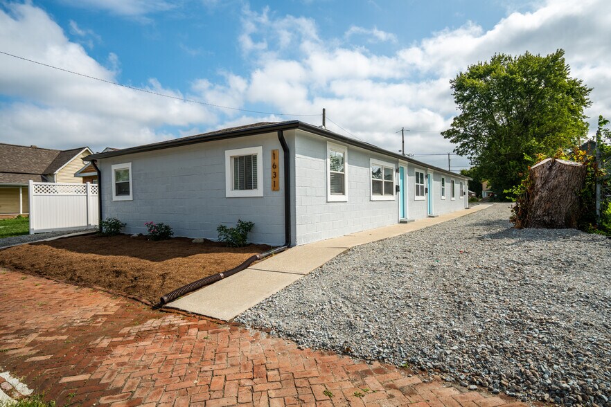 1631 Columbia Ave, Indianapolis, IN à vendre - Photo principale – Image 1 sur 24
