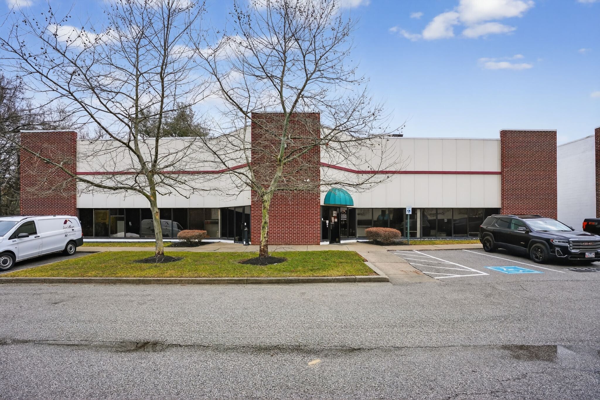 16000 Trade Zone Ave, Upper Marlboro, MD à louer Photo principale– Image 1 sur 34