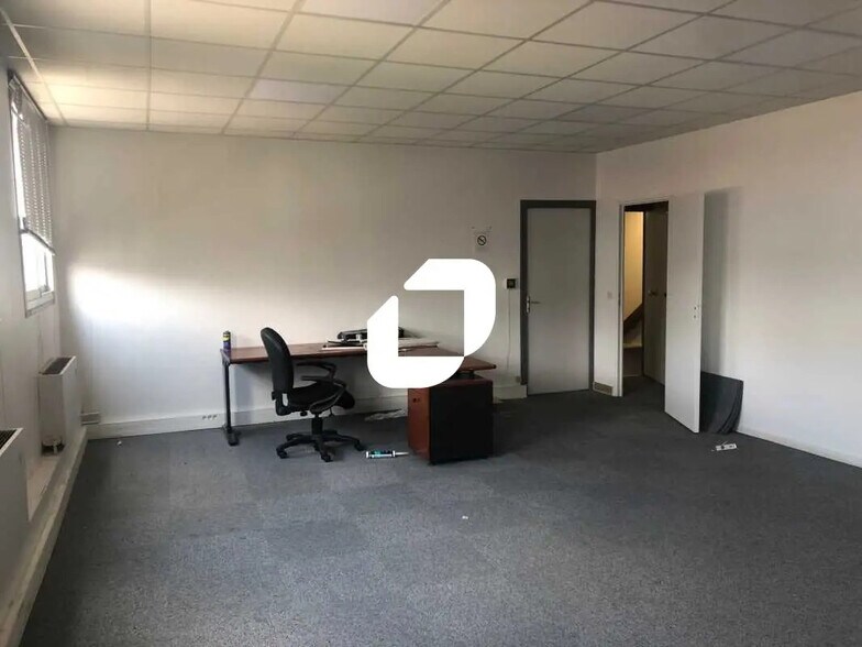 Bureau dans Eaubonne à louer - Photo de l’immeuble – Image 1 sur 11