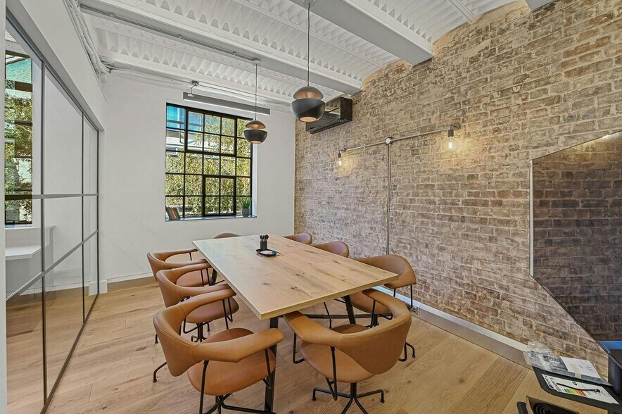 18 East Tenter St, Londres à louer - Photo de l’immeuble – Image 2 sur 16