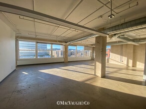 85-91 N Raymond Ave, Pasadena, CA à louer Photo de l’immeuble– Image 1 sur 19