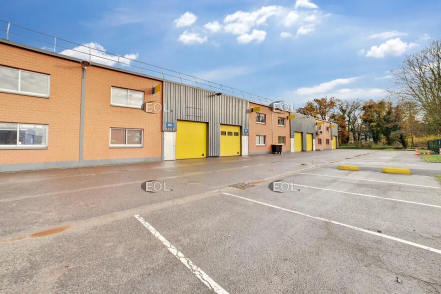 24 Avenue Des Bethunes, SAINT-OUEN-L'AUMONE à louer - Photo de l’immeuble – Image 2 sur 9