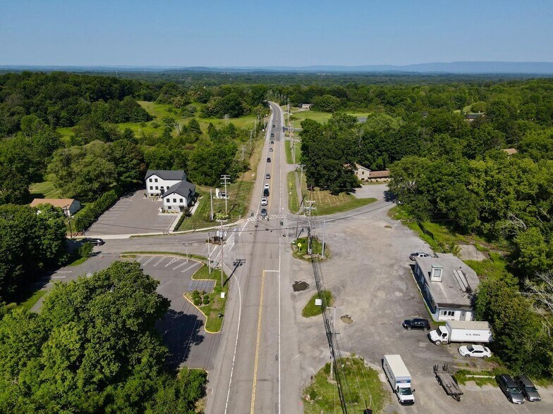 274 Route 17K, Newburgh, NY à louer - Photo de l’immeuble – Image 2 sur 9