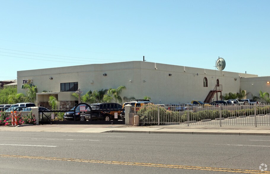 3551 E McDowell Rd, Phoenix, AZ à louer - Photo de l’immeuble – Image 2 sur 2