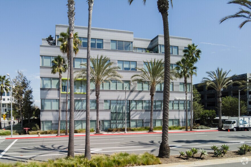 12180 Millennium, Playa Vista, CA à louer - Photo de l’immeuble – Image 2 sur 4