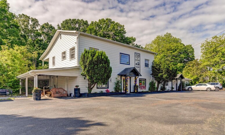 2770 W Lynchburg Salem Pky, Bedford, VA à vendre Photo principale– Image 1 sur 2