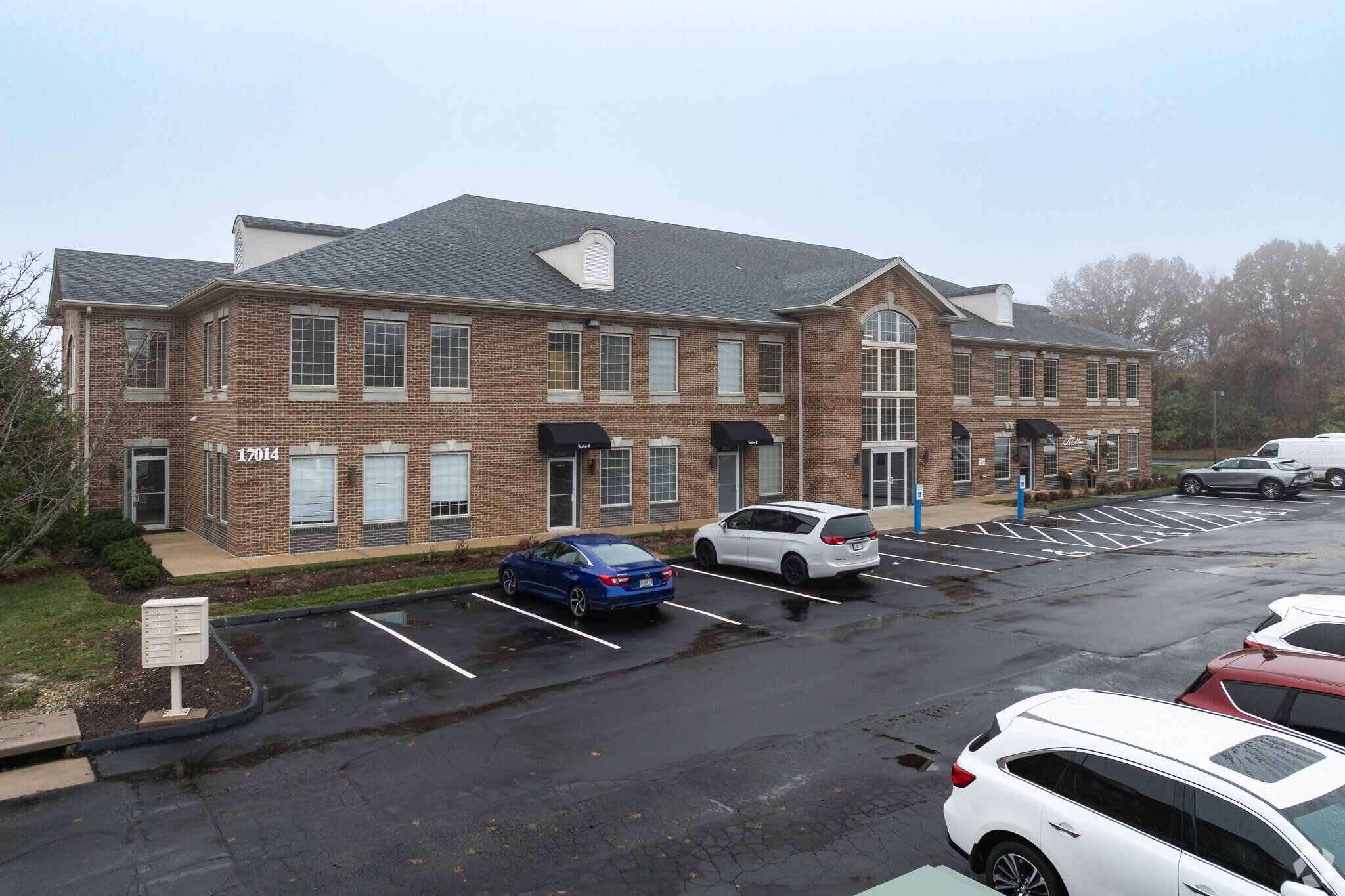 17014 New College Ave, Wildwood, MO à louer Photo principale– Image 1 sur 6