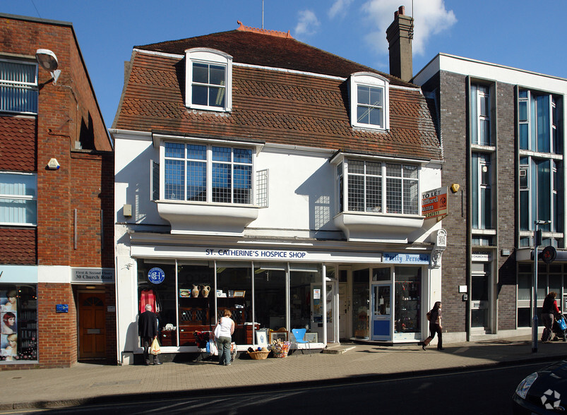 28 Church Rd, Burgess Hill à louer - Photo principale – Image 1 sur 5